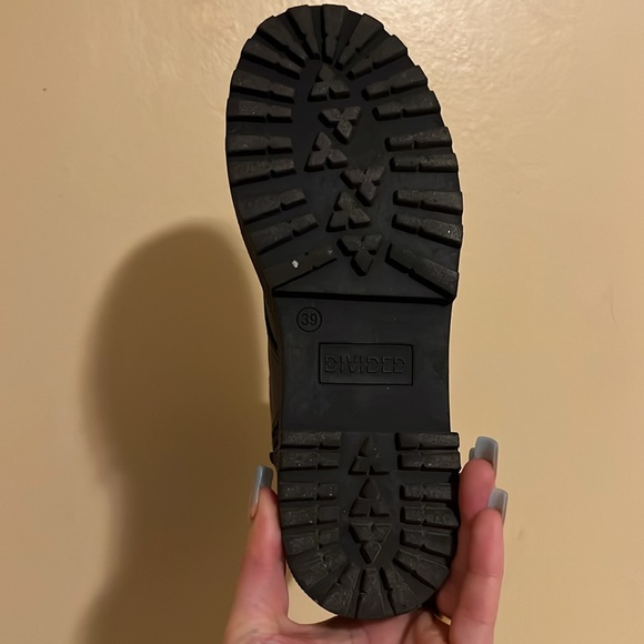 Black Combat Boot (Doc Marten) style - Picture 6 of 7